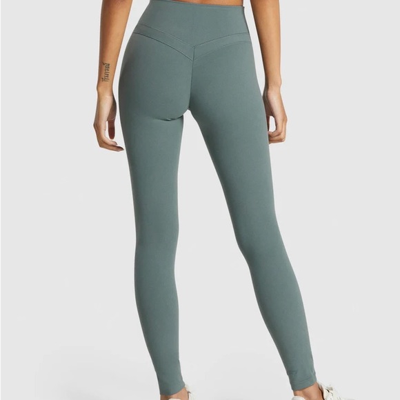 Gymshark Whitney High Rise Legging - Picture 2 of 4